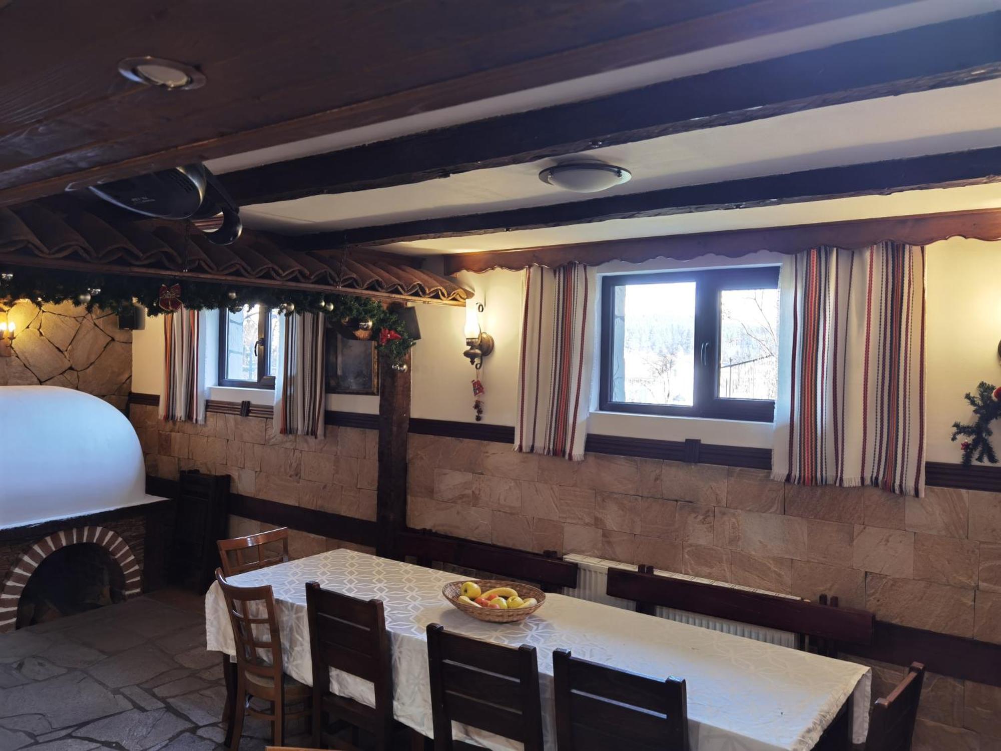 Mira Guest House Dobrinishte Exterior foto