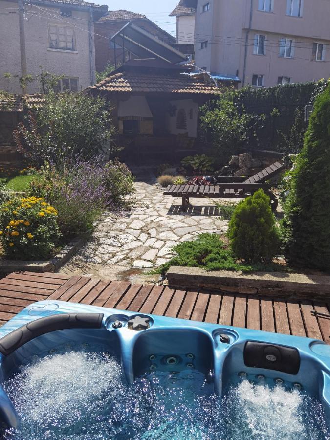 Mira Guest House Dobrinishte Exterior foto